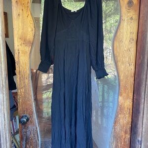 Black flowy maxi dress
